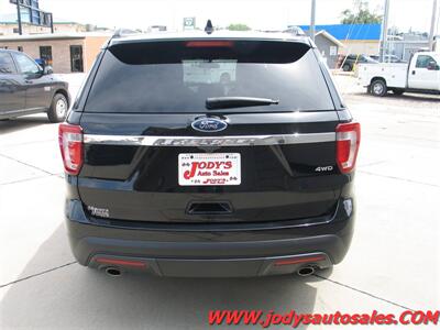 2017 Ford Explorer Base. 4WD, 3RD ROW SEATING, LOW 60,000 MILE - Photo 31 - North Platte, NE 69101