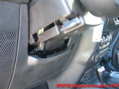 2015 Jeep Wrangler Sahara Sahara, 4dr, 4x4, XM Radio - Photo 6 - North Platte, NE 69101