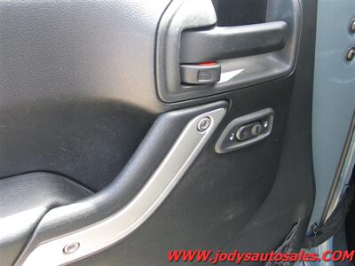 2015 Jeep Wrangler Sahara Sahara, 4dr, 4x4, XM Radio - Photo 4 - North Platte, NE 69101