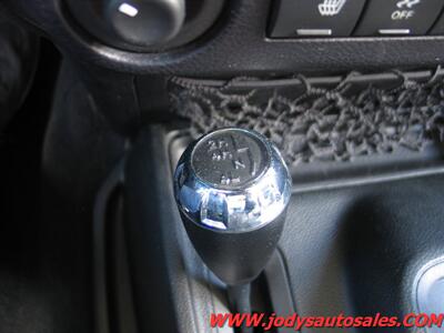 2015 Jeep Wrangler Sahara Sahara, 4dr, 4x4, XM Radio - Photo 19 - North Platte, NE 69101
