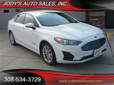 2019 Ford Fusion Hybrid  SE, FWD, HYBRID, 40 MPG - Photo 1 - North Platte, NE 69101