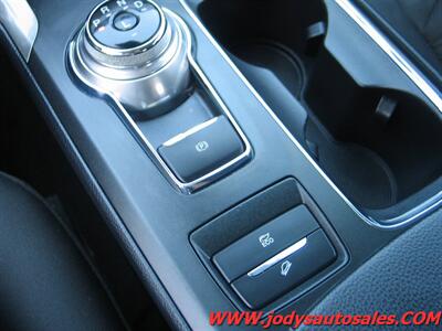 2019 Ford Fusion Hybrid  SE, FWD, HYBRID, 40 MPG - Photo 24 - North Platte, NE 69101
