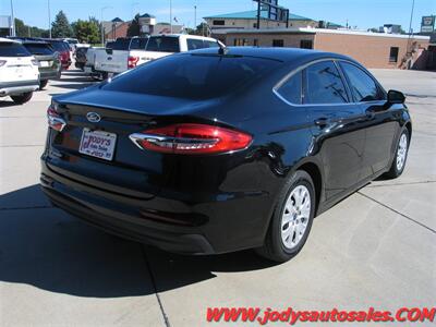 2019 Ford Fusion S   - Photo 25 - North Platte, NE 69101
