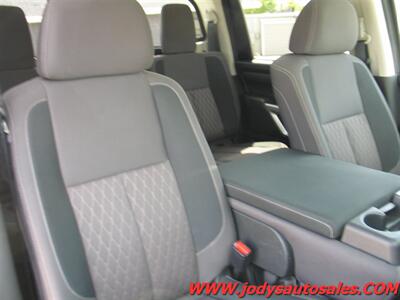 2024 Nissan Titan SV   - Photo 27 - North Platte, NE 69101