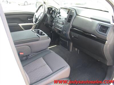 2024 Nissan Titan SV   - Photo 26 - North Platte, NE 69101