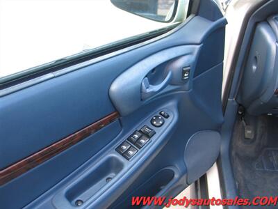 2005 Chevrolet Impala Base, 3.4 V6, LOW LOW 41,000 MILES - Photo 3 - North Platte, NE 69101