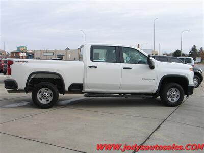 2020 Chevrolet Silverado 2500 W/T, 7'  W/T, Crew Cab, 6.6 V8 Gas, 4x4, LOW MILES - Photo 32 - North Platte, NE 69101