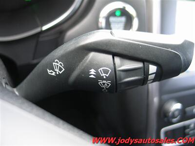 2019 Ford Fusion Hybrid  SE, FWD, HYBRID, 40 MPG - Photo 11 - North Platte, NE 69101