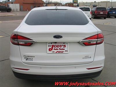 2019 Ford Fusion Hybrid SE  SE, FWD, HYBRID, 40 MPG - Photo 35 - North Platte, NE 69101