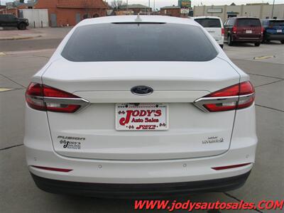 2019 Ford Fusion Hybrid  SE, FWD, HYBRID, 40 MPG - Photo 35 - North Platte, NE 69101