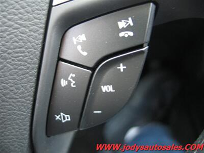 2019 Ford Fusion Hybrid SE  SE, FWD, HYBRID, 40 MPG - Photo 15 - North Platte, NE 69101