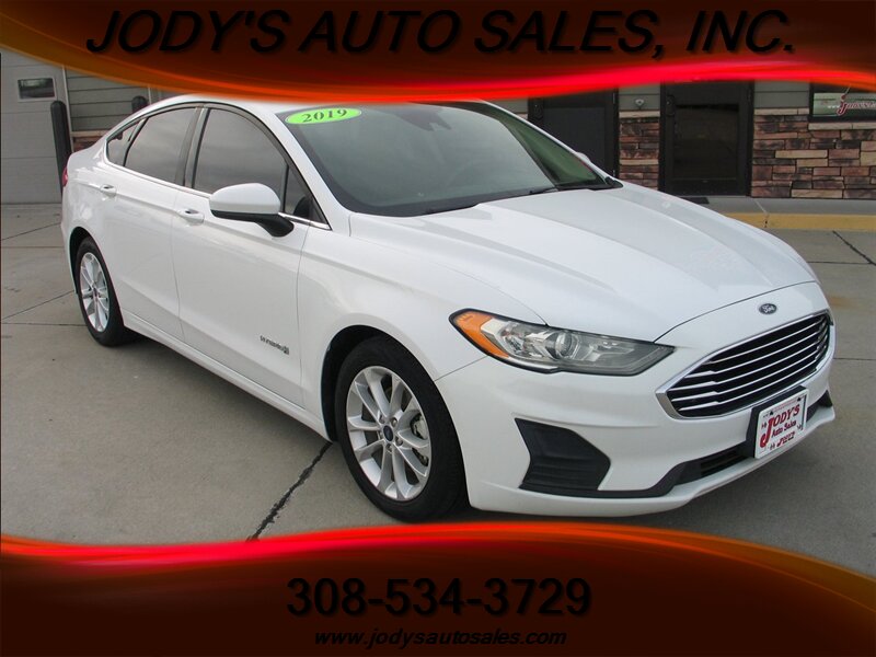 2019 Ford Fusion Hybrid SE