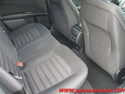 2019 Ford Fusion Hybrid  SE, FWD, HYBRID, 40 MPG - Photo 29 - North Platte, NE 69101