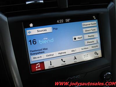 2019 Ford Fusion Hybrid SE SE, 40 MPG - Photo 20 - North Platte, NE 69101