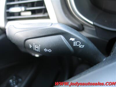 2019 Ford Fusion Hybrid SE SE, 40 MPG - Photo 10 - North Platte, NE 69101