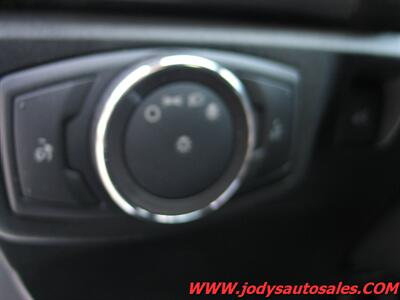 2019 Ford Fusion Hybrid SE SE, 40 MPG - Photo 8 - North Platte, NE 69101