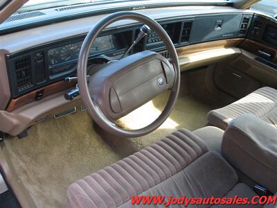1993 Buick Park Avenue  3800 V6 - Photo 2 - North Platte, NE 69101
