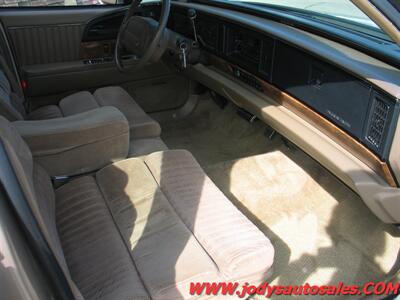 1993 Buick Park Avenue  3800 V6 - Photo 14 - North Platte, NE 69101