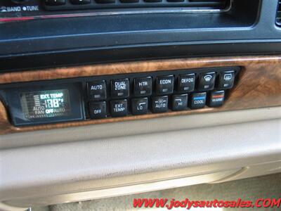 1993 Buick Park Avenue  3800 V6 - Photo 12 - North Platte, NE 69101