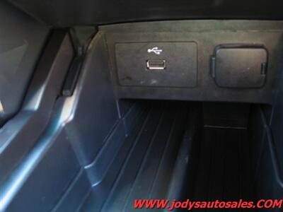 2017 Ford Explorer  BASE, 4WD, 3RD ROW SEAT, LOW 48,000 MILES - Photo 16 - North Platte, NE 69101