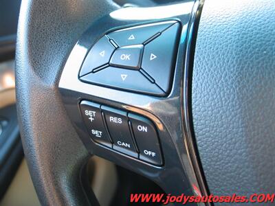 2017 Ford Explorer  BASE, 4WD, 3RD ROW SEAT, LOW 48,000 MILES - Photo 9 - North Platte, NE 69101