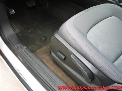 2016 Chevrolet Colorado W/T, 4X2, 2.5L I4., LOW, LOW 39,000 MILES  W/T, 4X2, 2.5L I4., LOW, LOW 39,000 MILES - Photo 4 - North Platte, NE 69101