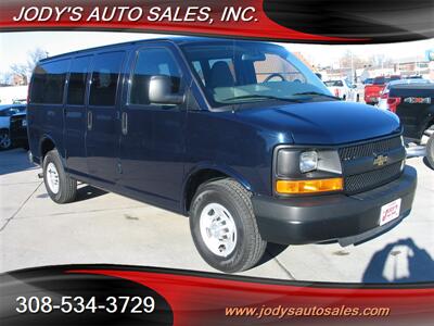 2015 Chevrolet Express LS 2500  LS 2500 12 PASSENGER VAN 6.0 V-8 - Photo 1 - North Platte, NE 69101