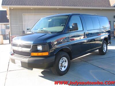 2015 Chevrolet Express LS 2500  LS 2500 12 PASSENGER VAN 6.0 V-8 - Photo 27 - North Platte, NE 69101