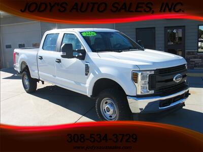 2019 Ford F-250 XL  XL, Crew CAB, 8' Box, 4X4, 6.2 V8 - Photo 1 - North Platte, NE 69101