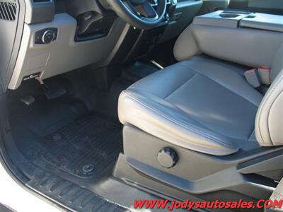 2019 Ford F-250 XL  XL, Crew CAB, 8' Box, 4X4, 6.2 V8 - Photo 4 - North Platte, NE 69101