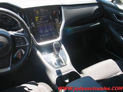 2022 Subaru Outback Premium - Photo 21 - North Platte, NE 69101