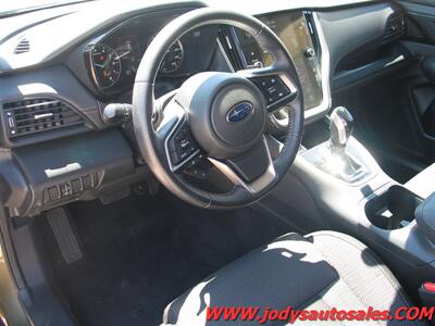 2022 Subaru Outback Premium - Photo 2 - North Platte, NE 69101