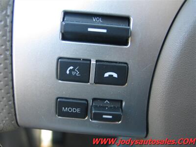 2015 Nissan Frontier SV  Crew Cab, 4.0 V6, 4x4 - Photo 12 - North Platte, NE 69101