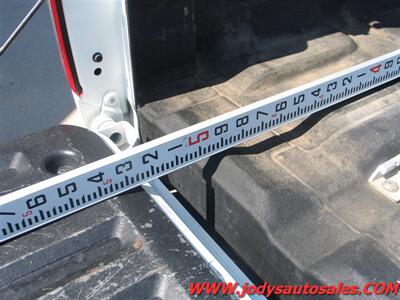 2015 Nissan Frontier SV  Crew Cab, 4.0 V6, 4x4 - Photo 26 - North Platte, NE 69101