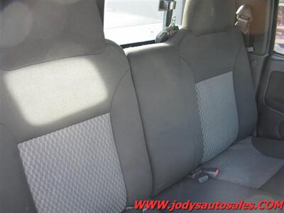 2008 GMC Canyon SLE  SLE, CREW CAB 4X4 - Photo 13 - North Platte, NE 69101