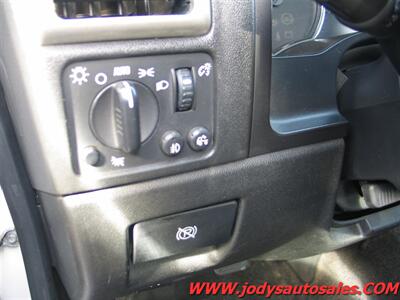 2008 GMC Canyon SLE  SLE, CREW CAB 4X4 - Photo 4 - North Platte, NE 69101