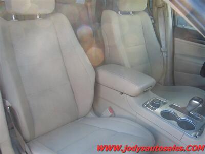 2017 Jeep Grand Cherokee Laredo  Laredo, 4x4, Pentastar 3.6L V6 - Photo 21 - North Platte, NE 69101