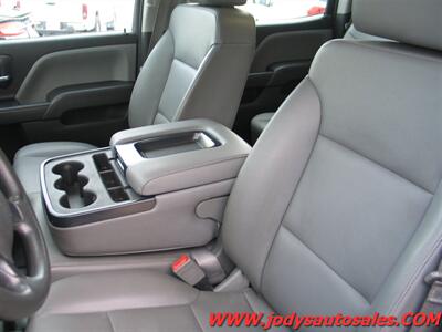 2016 Chevrolet Silverado 3500  4X4, Crew Cab, Tall Maint Util Box - Photo 5 - North Platte, NE 69101
