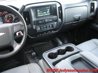 2016 Chevrolet Silverado 3500  4X4, Crew Cab, Tall Maint Util Box - Photo 21 - North Platte, NE 69101