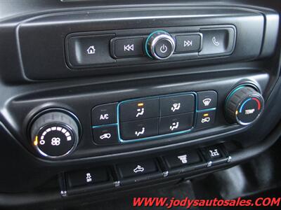 2016 Chevrolet Silverado 3500  4X4, Crew Cab, Tall Maint Util Box - Photo 17 - North Platte, NE 69101