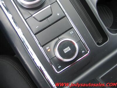 2020 Ford Expedition XL  XL, 4x4, 3rd ROW SEATING - Photo 18 - North Platte, NE 69101