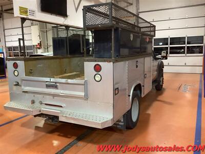 2016 Ford F-550 Super Duty XL, Extended Cab, 4x   - Photo 3 - North Platte, NE 69101