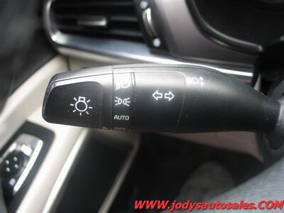 2022 Kia Telluride S  S,AWD,SUNROOF, HEATED LEATHER SEATS - Photo 12 - North Platte, NE 69101