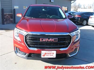 2024 GMC Terrain SLE  SLE, AWD, LOW 18,000 MILES - Photo 35 - North Platte, NE 69101