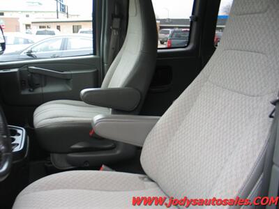 2016 Chevrolet Express LT 3500  LT 3500, Extended 15 PASSENGER, LOW LOW 18,000 MILES - Photo 5 - North Platte, NE 69101
