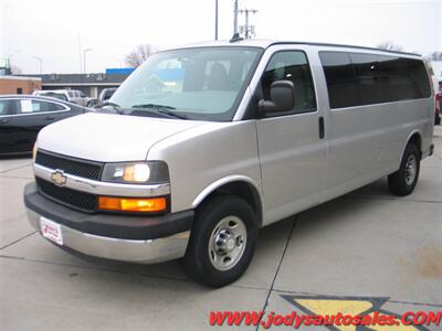 2016 Chevrolet Express LT 3500  LT 3500, Extended 15 PASSENGER, LOW LOW 18,000 MILES - Photo 30 - North Platte, NE 69101