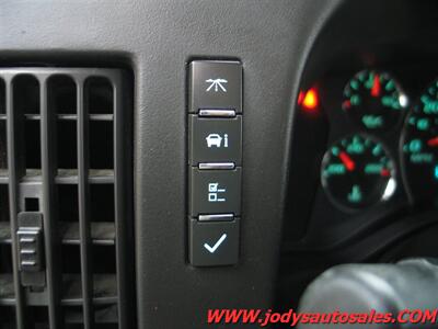 2016 Chevrolet Express LT 3500  LT 3500, Extended 15 PASSENGER, LOW LOW 18,000 MILES - Photo 6 - North Platte, NE 69101