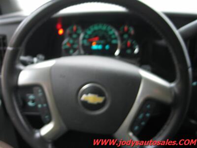 2016 Chevrolet Express LT 3500  LT 3500, Extended 15 PASSENGER, LOW LOW 18,000 MILES - Photo 14 - North Platte, NE 69101