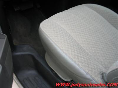 2016 Chevrolet Express LT 3500  LT 3500, Extended 15 PASSENGER, LOW LOW 18,000 MILES - Photo 4 - North Platte, NE 69101