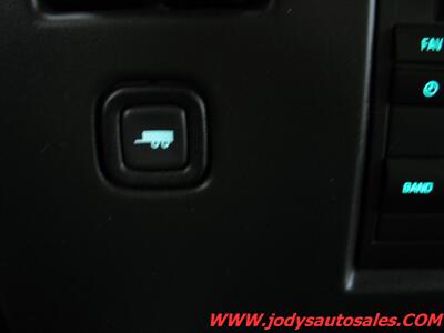 2016 Chevrolet Express LT 3500  LT 3500, Extended 15 PASSENGER, LOW LOW 18,000 MILES - Photo 18 - North Platte, NE 69101